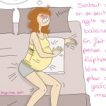 femme qui se lève du lit